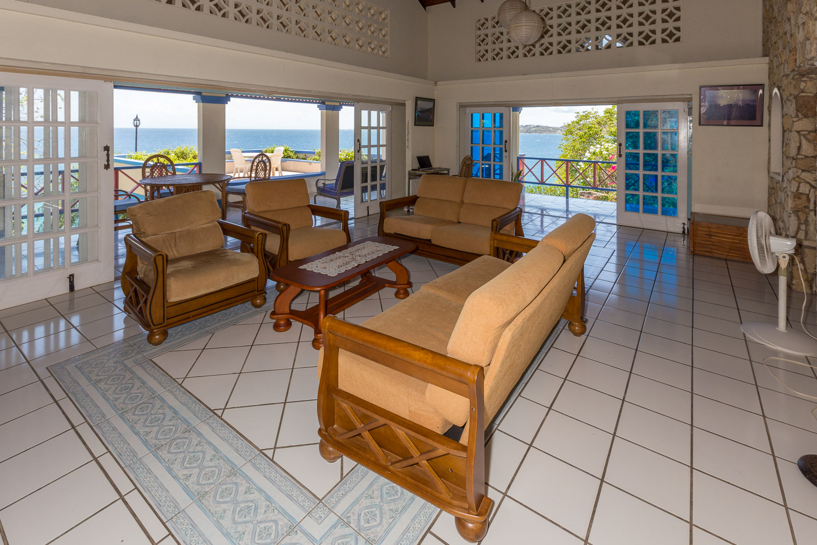 Villa SeaBreeze self-catering vacation accommodation